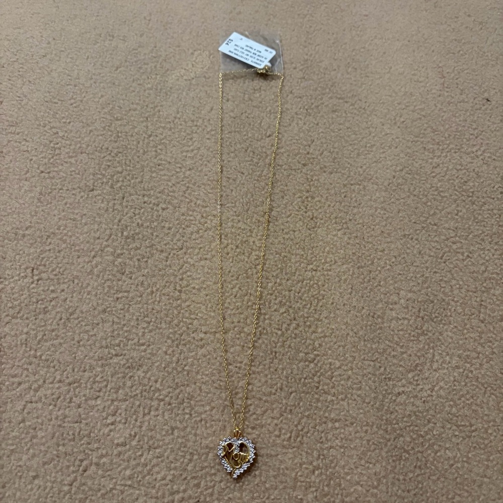 Gold Heart Mom Pendant Necklace